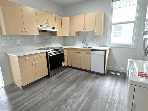 11537 81 Street, Edmonton, AB - Indoor Photo Showing Kitchen