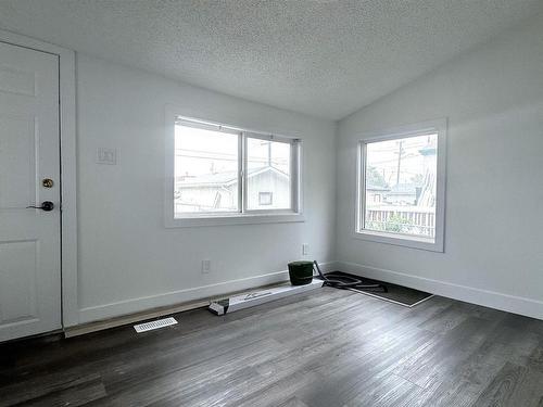 11537 81 Street, Edmonton, AB - Indoor Photo Showing Other Room