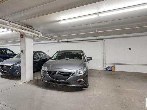 111 10523 123 Street, Edmonton, AB - Indoor Photo Showing Garage