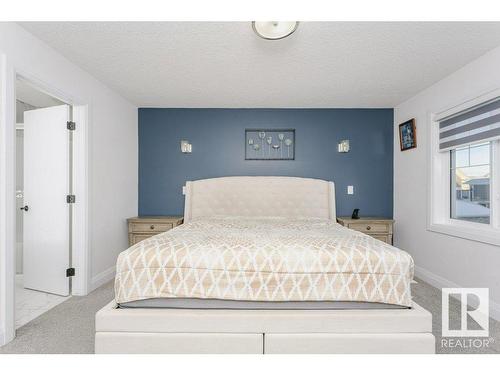 9316 206 Nw, Edmonton, AB - Indoor Photo Showing Bedroom