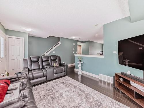 76 655 Tamarack Road Nw, Edmonton, AB - Indoor Photo Showing Other Room