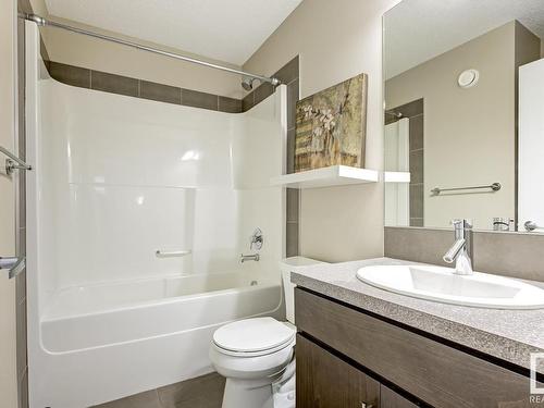 4106 Allan Crescent Sw, Edmonton, AB - Indoor Photo Showing Bathroom