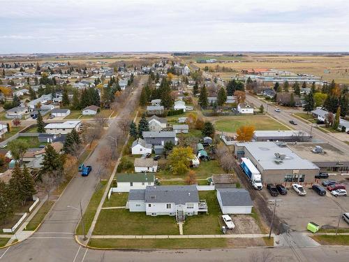 5019 50A St, Lamont, AB 