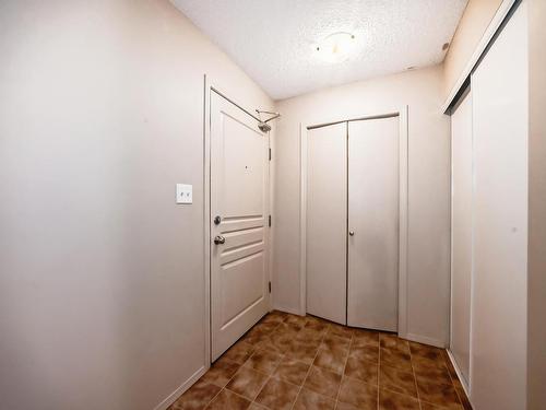 328 1180 Hyndman Road, Edmonton, AB - Indoor Photo Showing Other Room