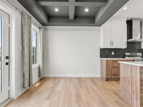 1572 Esaiw Place, Edmonton, AB - Indoor Photo Showing Kitchen