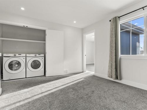 1572 Esaiw Place, Edmonton, AB - Indoor Photo Showing Laundry Room