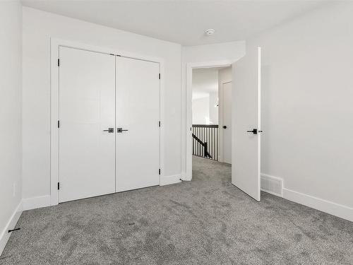 1572 Esaiw Place, Edmonton, AB - Indoor Photo Showing Other Room