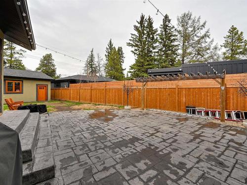 13850 Ravine Drive, Edmonton, AB - Outdoor