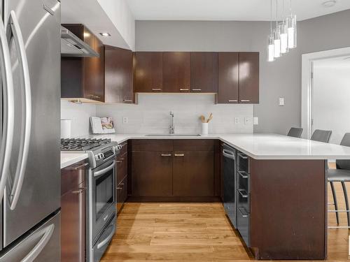 608 10235 112 Street Nw, Edmonton, AB - Indoor Photo Showing Kitchen With Upgraded Kitchen