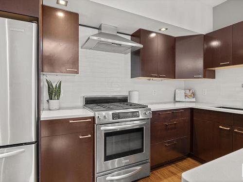 608 10235 112 Street Nw, Edmonton, AB - Indoor Photo Showing Kitchen