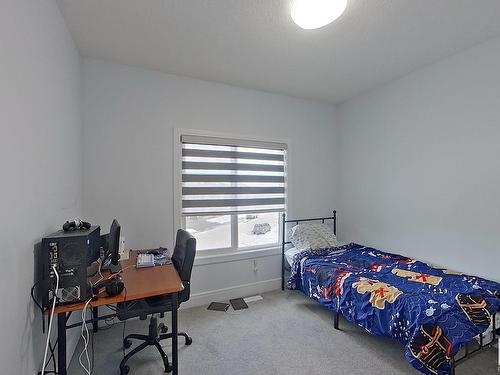 15004 15 Street Nw, Edmonton, AB - Indoor Photo Showing Bedroom