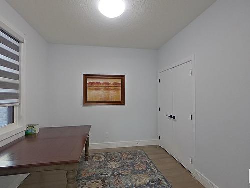 15004 15 Street Nw, Edmonton, AB - Indoor Photo Showing Other Room