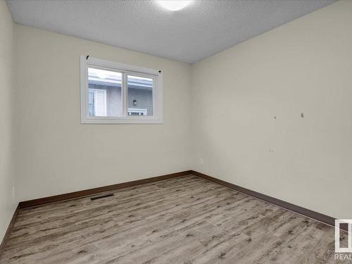 13214 Delwood Road, Edmonton, AB - Indoor Photo Showing Other Room