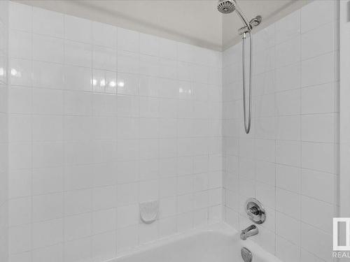 13214 Delwood Road, Edmonton, AB - Indoor Photo Showing Bathroom