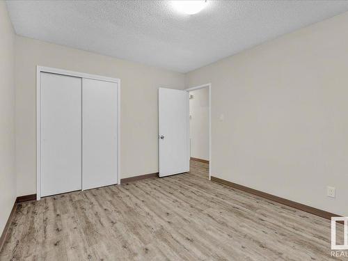 13214 Delwood Road, Edmonton, AB - Indoor Photo Showing Other Room