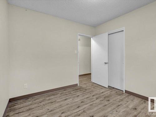 13214 Delwood Road, Edmonton, AB - Indoor Photo Showing Other Room