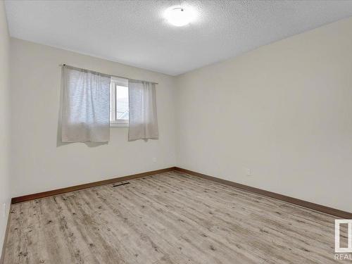 13214 Delwood Road, Edmonton, AB - Indoor Photo Showing Other Room