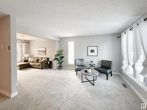 12041 162 Avenue, Edmonton, AB 