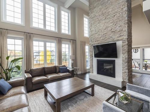 605 Howatt Drive, Edmonton, AB - Indoor Photo Showing Living Room With Fireplace