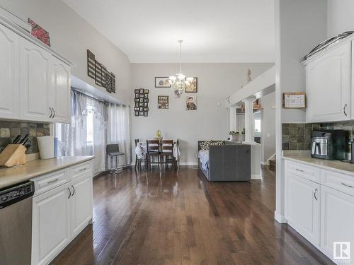 2856 152 Avenue, Edmonton, AB - Indoor Photo Showing Kitchen