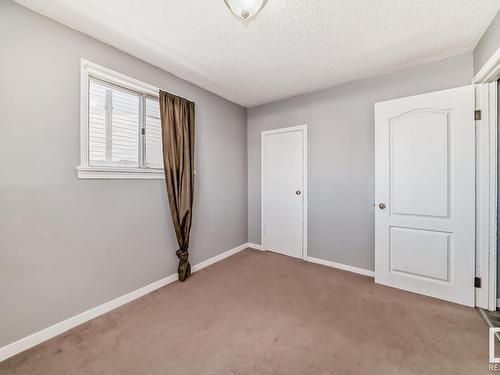 4237 117 Avenue, Edmonton, AB - Indoor Photo Showing Other Room