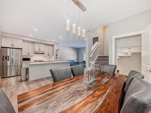 2320 Kelly Circle Circle, Edmonton, AB - Indoor Photo Showing Dining Room