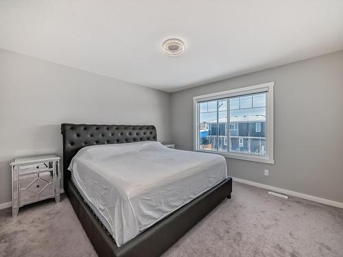 2320 Kelly Circle Circle, Edmonton, AB - Indoor Photo Showing Bedroom