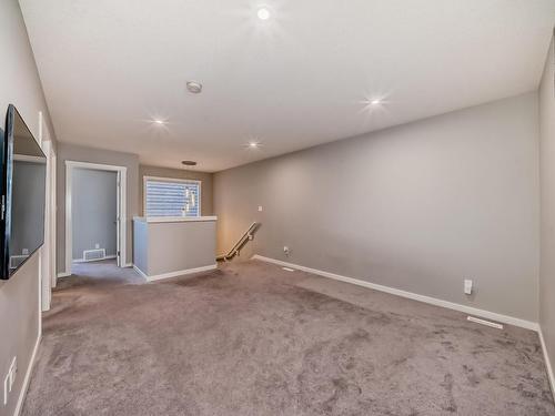 2320 Kelly Circle Circle, Edmonton, AB - Indoor