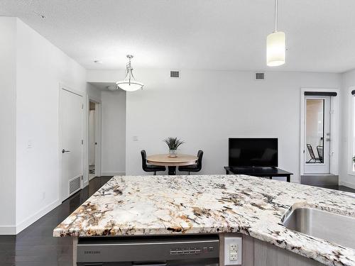 309 10523 123 Street, Edmonton, AB - Indoor Photo Showing Kitchen