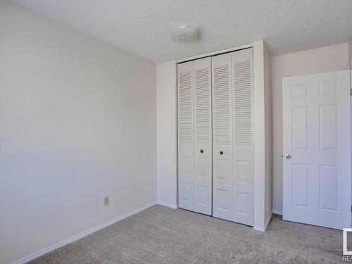 16519 100 Street, Edmonton, AB - Indoor Photo Showing Other Room