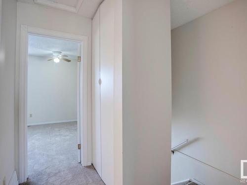 16519 100 Street, Edmonton, AB - Indoor Photo Showing Other Room