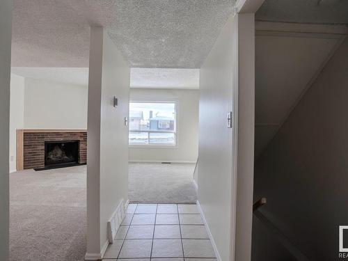 16519 100 Street, Edmonton, AB - Indoor Photo Showing Other Room