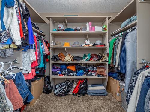 3704 Kidd Crescent, Edmonton, AB - Indoor With Storage