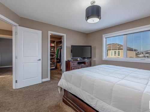 3704 Kidd Crescent, Edmonton, AB - Indoor Photo Showing Bedroom