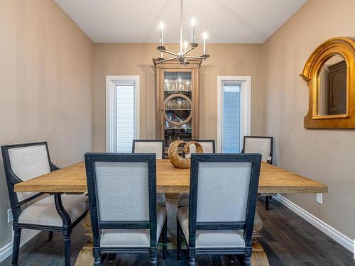 3704 Kidd Crescent, Edmonton, AB - Indoor Photo Showing Dining Room