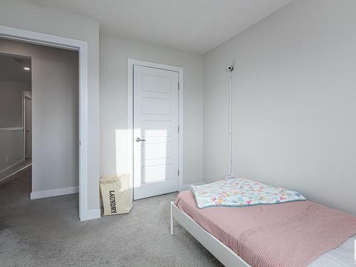 22353 93A Avenue, Edmonton, AB - Indoor Photo Showing Bedroom