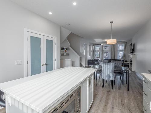 22353 93A Avenue, Edmonton, AB - Indoor Photo Showing Dining Room