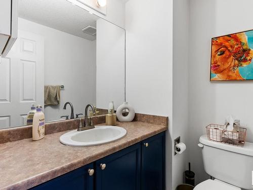 16213 93 Street, Edmonton, AB - Indoor Photo Showing Bathroom