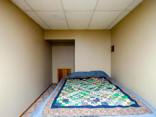 264 Dunluce Road, Edmonton, AB - Indoor Photo Showing Bedroom