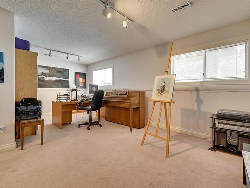 12 882 Ryan Place, Edmonton, AB - Indoor Photo Showing Office