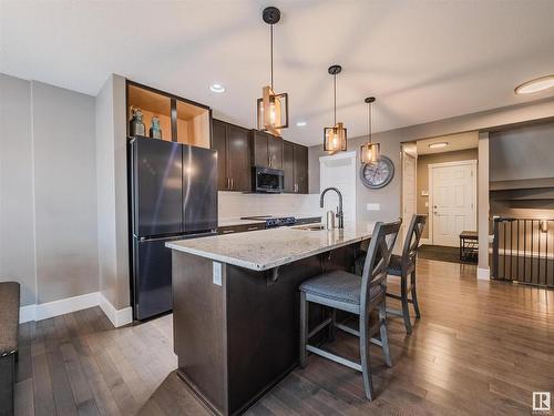 541 175A Street, Edmonton, AB - Indoor Photo Showing Kitchen With Upgraded Kitchen