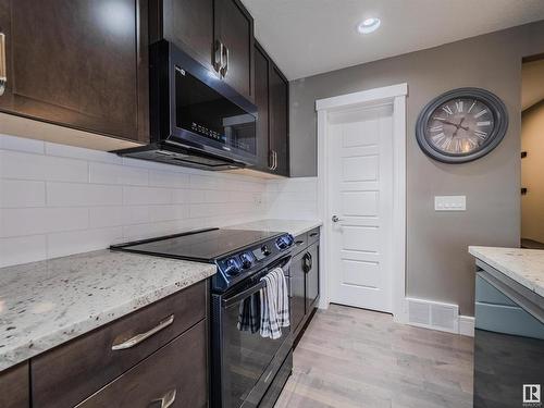 541 175A Street, Edmonton, AB - Indoor Photo Showing Kitchen