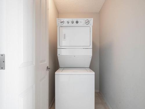 Edmonton, AB - Indoor Photo Showing Laundry Room