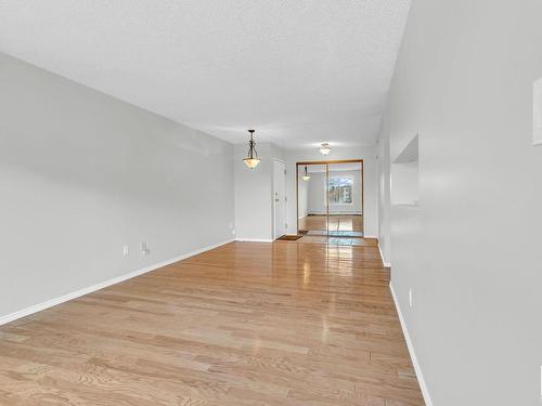 316 11218 80 Street, Edmonton, AB - Indoor Photo Showing Other Room