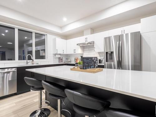 5016 Kinney Link, Edmonton, AB - Indoor Photo Showing Kitchen With Stainless Steel Kitchen With Upgraded Kitchen