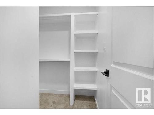 3313 Chickadee Dr, Edmonton, AB - Indoor With Storage