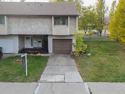 22 Homestead Crescent  Edmonton, AB T5A 2Y3