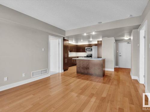 707 6608 28 Avenue, Edmonton, AB - Indoor Photo Showing Kitchen