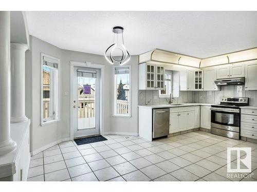 3732 28 Street, Edmonton, AB - Indoor Photo Showing Kitchen