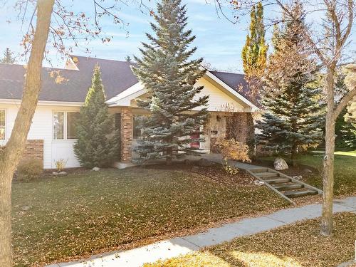 19 Ironwood Drive, St. Albert, AB 